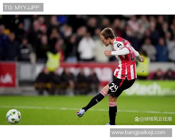 足球明星咔咔视频带你领略球场风云与明星背后的故事 足球明星咔咔视频带你领略球场风云与明星背后的故事