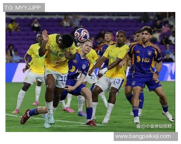 韩国足球明星获奖盛典精彩回顾展现激情与荣耀的瞬间 韩国足球明星获奖盛典精彩回顾展现激情与荣耀的瞬间